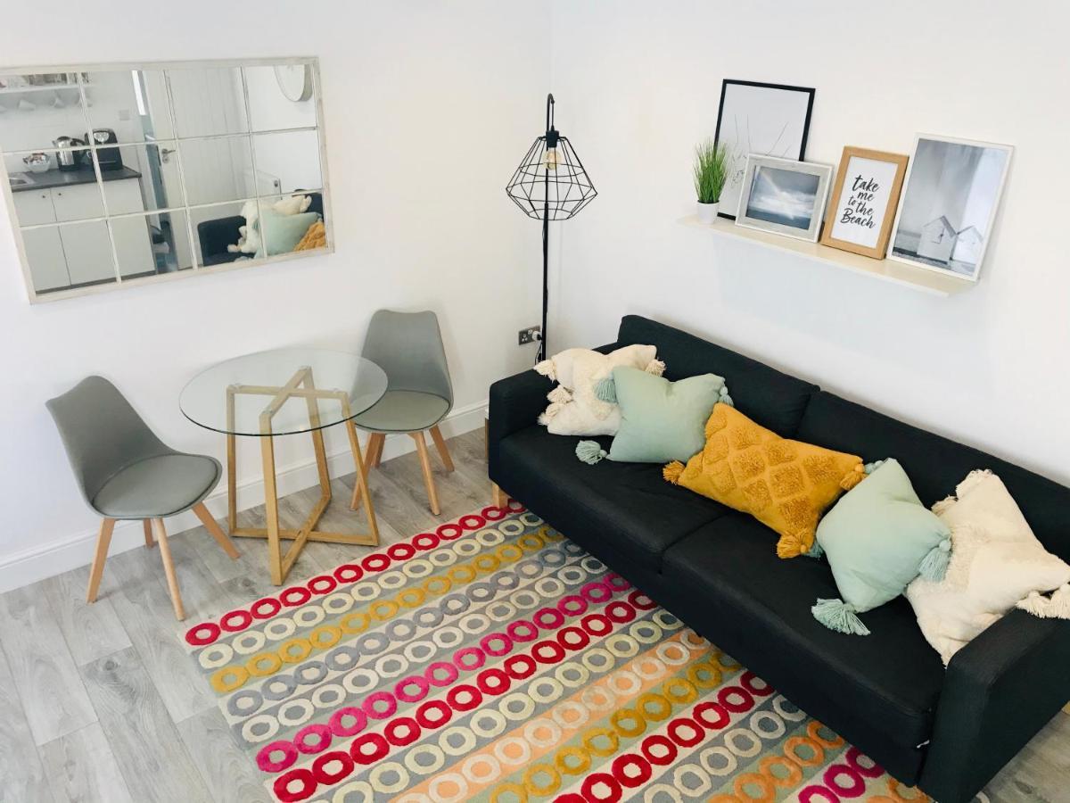 Seabeach Snug Deal Exteriör bild